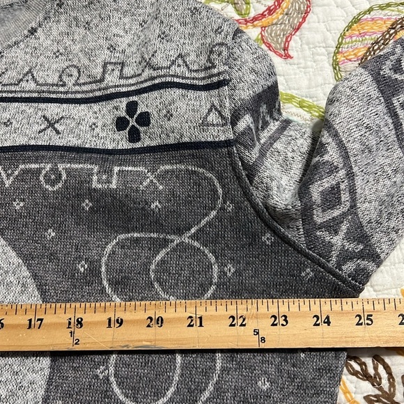 PlayStation size large mens sweater controllers pullover longsleeve grey games - Picture 7 of 11
